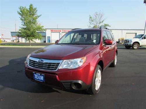 Subaru Forester 2010 photo 2