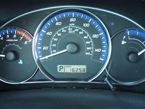 Subaru Forester 2010 photo 2