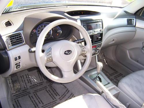Subaru Forester 2010 photo 5