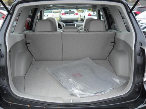 Subaru Forester 2010 photo 4
