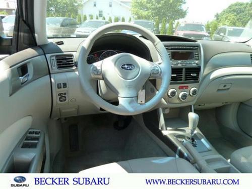 Subaru Forester 2010 photo 3
