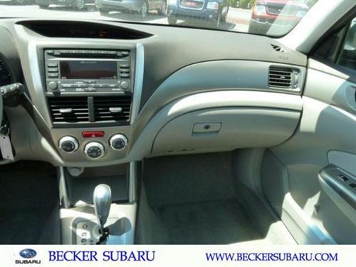 Subaru Forester 2010 photo 4