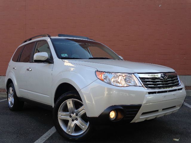 Subaru Forester 2010 photo 4