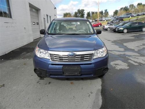 Subaru Forester 2010 photo 1