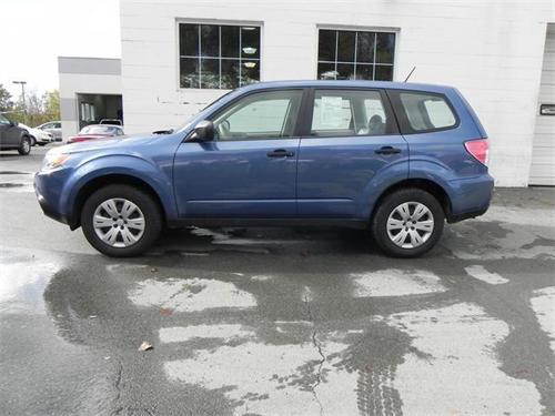 Subaru Forester 2010 photo 2