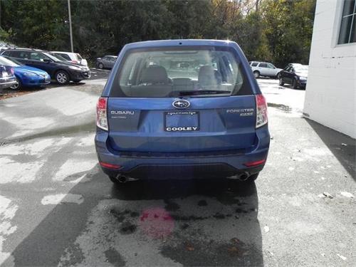 Subaru Forester 2010 photo 4