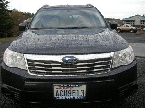 Subaru Forester 2010 photo 1