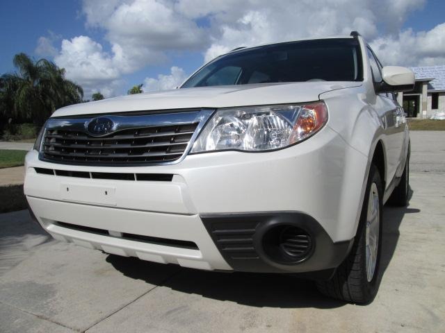 Subaru Forester 2010 photo 3