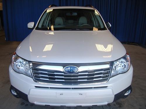Subaru Forester 2010 photo 2