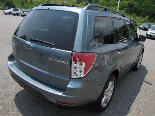 Subaru Forester 2010 photo 3