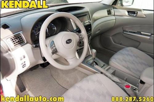Subaru Forester 2010 photo 3