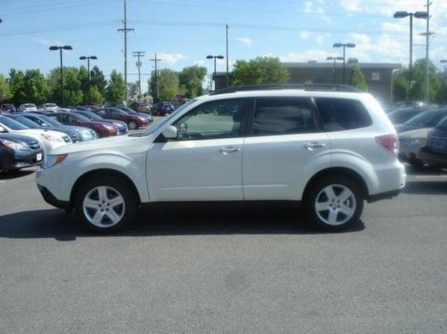 Subaru Forester 2010 photo 3