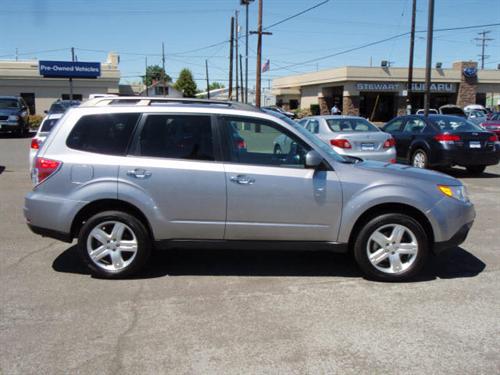Subaru Forester 2010 photo 4