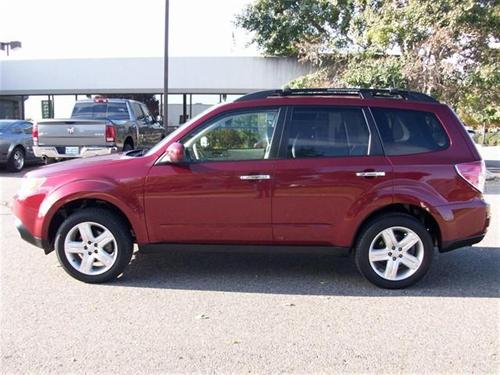 Subaru Forester 2010 photo 3
