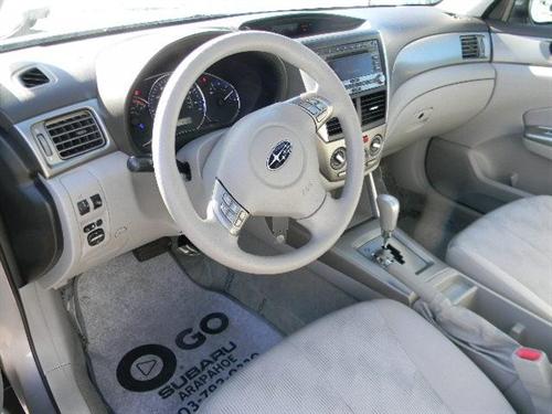 Subaru Forester 2010 photo 2