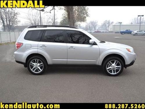 Subaru Forester 2010 photo 2