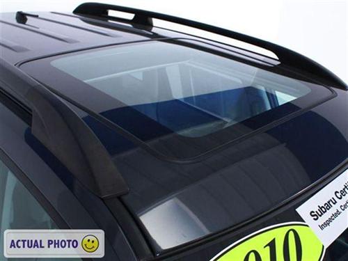 Subaru Forester 2010 photo 1