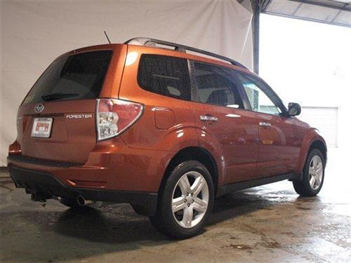 Subaru Forester 2010 photo 2