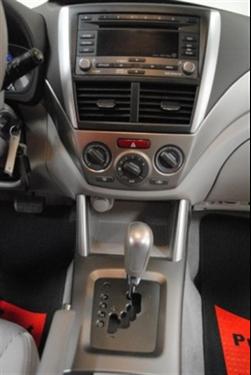 Subaru Forester 2010 photo 3