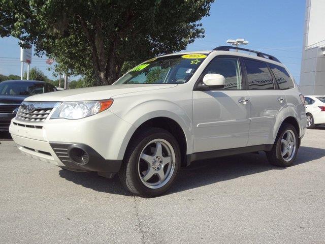 Subaru Forester 2011 photo 3