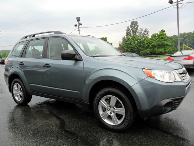Subaru Forester 2012 photo 2