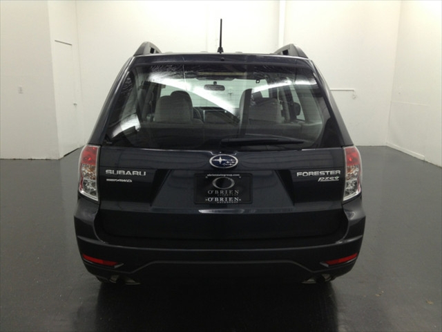 Subaru Forester 2012 photo 2