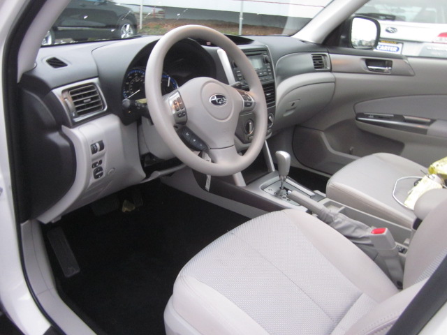 Subaru Forester 2012 photo 3