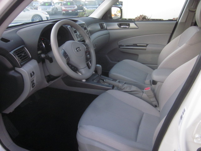 Subaru Forester 2012 photo 3
