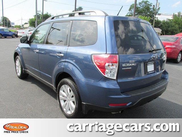 Subaru Forester 2012 photo 1