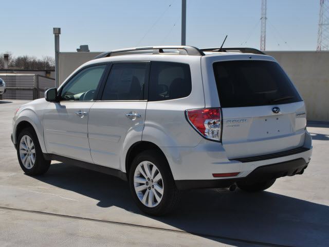 Subaru Forester 2012 photo 5