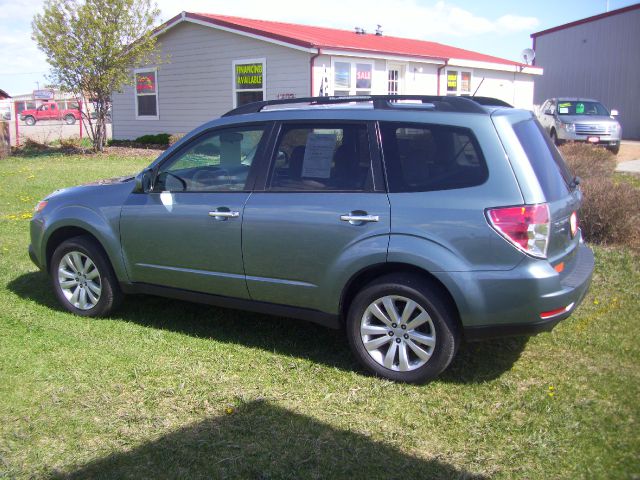 Subaru Forester 2012 photo 1