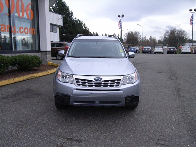 Subaru Forester 2012 photo 1