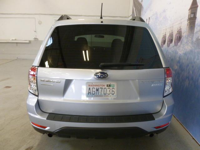 Subaru Forester 2012 photo 5