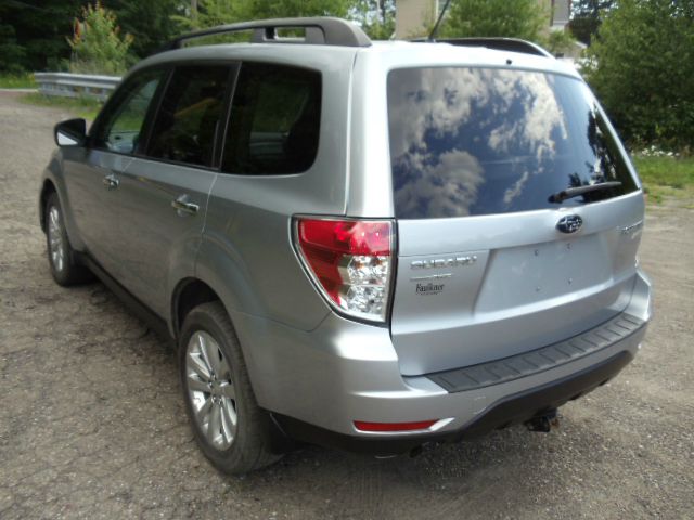 Subaru Forester 2012 photo 3