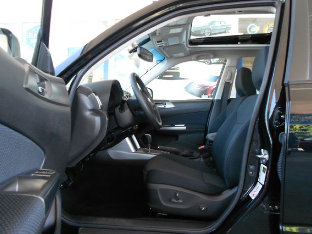 Subaru Forester 2013 photo 1