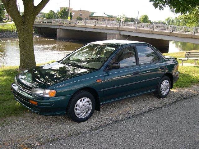 Subaru Impreza 1995 photo 1