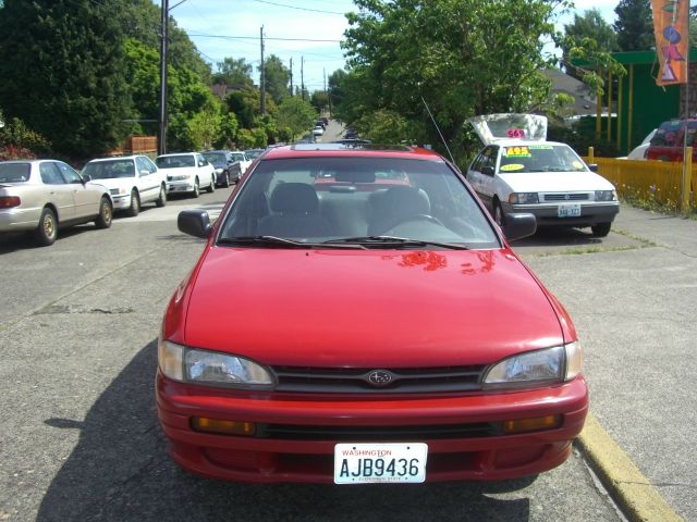 Subaru Impreza 1996 photo 1