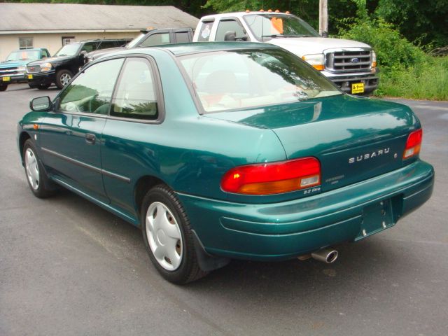 Subaru Impreza 1997 photo 1