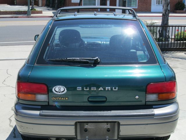 Subaru Impreza 1999 photo 0