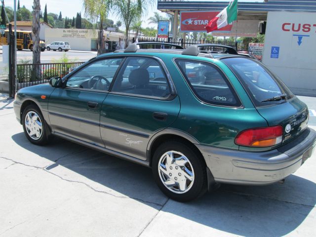 Subaru Impreza 1999 photo 1