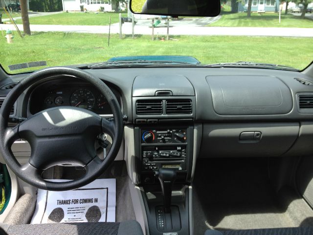 Subaru Impreza 2000 photo 10