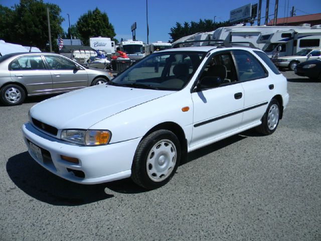 Subaru Impreza 2000 photo 4