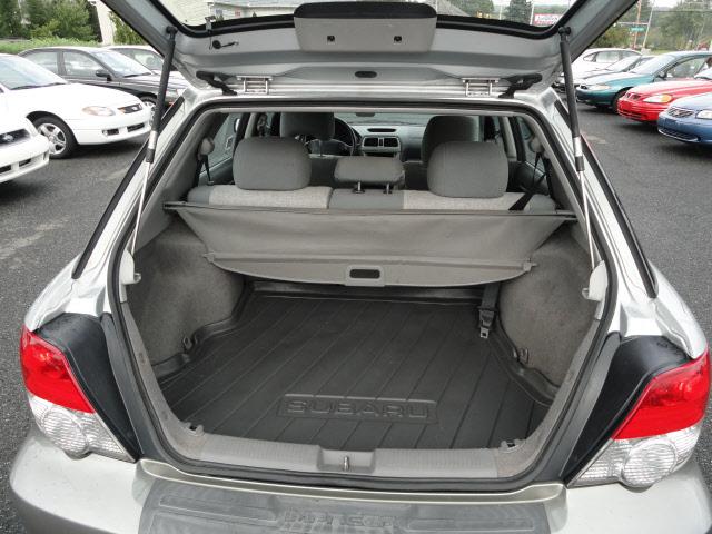 Subaru Impreza 2004 photo 4
