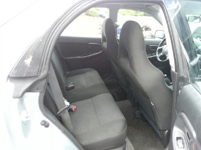 Subaru Impreza 2004 photo 1