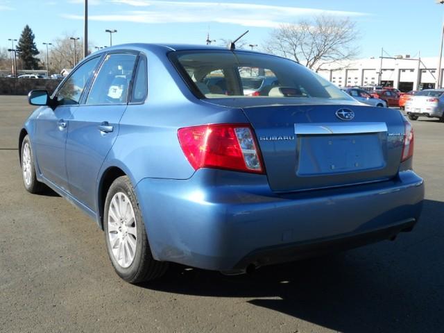 Subaru Impreza 2009 photo 2