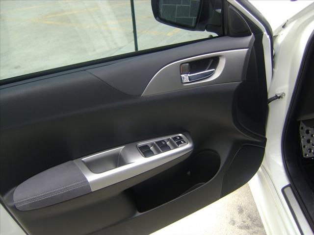 Subaru Impreza 2009 photo 3