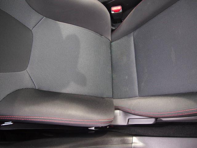 Subaru Impreza 2010 photo 14