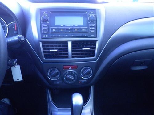 Subaru Impreza 2011 photo 2