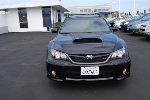 Subaru Impreza Awd-2nd Bench-sunroof-newer Tires-6 CD Other