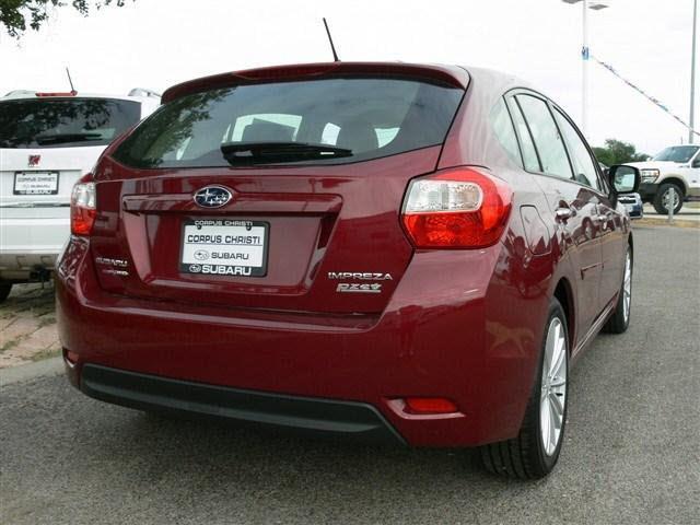 Subaru Impreza 2013 photo 2